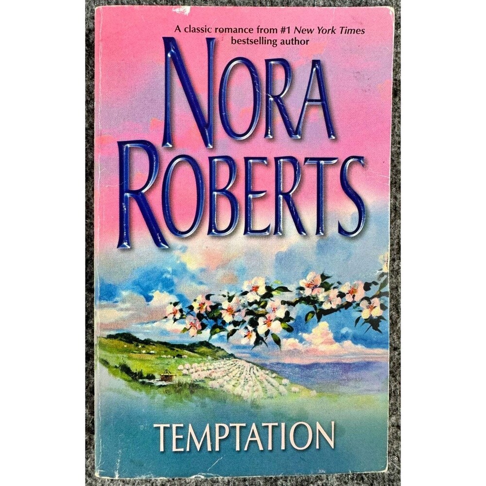 Temptation by Nora Roberts (Paperback)